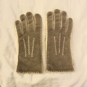 Suede gloves
